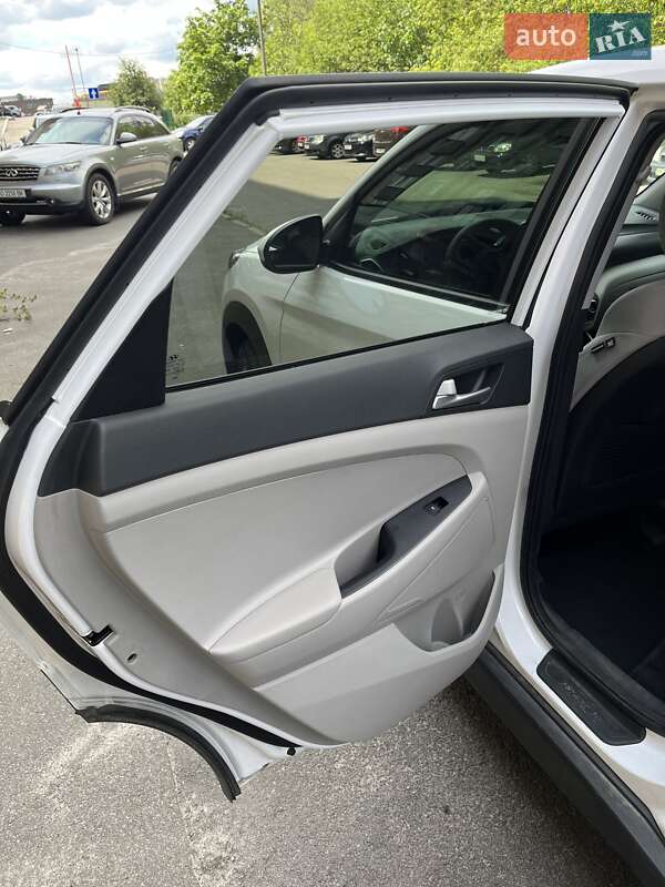 Внедорожник / Кроссовер Hyundai Tucson 2019 в Киеве