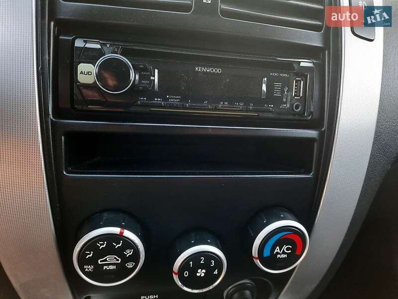 Позашляховик / Кросовер Hyundai Tucson 2007 в Полтаві фото 33 Позашляховик / Кросовер Hyundai Tucson 2007 в Полтаві