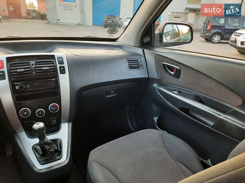 Позашляховик / Кросовер Hyundai Tucson 2007 в Полтаві фото 47 Позашляховик / Кросовер Hyundai Tucson 2007 в Полтаві