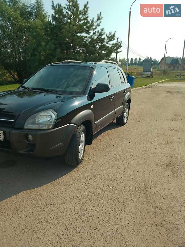 Позашляховик / Кросовер Hyundai Tucson 2005 в Краківці