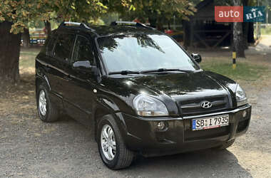 Внедорожник / Кроссовер Hyundai Tucson 2006 в 
