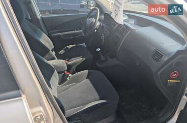 Внедорожник / Кроссовер Hyundai Tucson 2007 в 