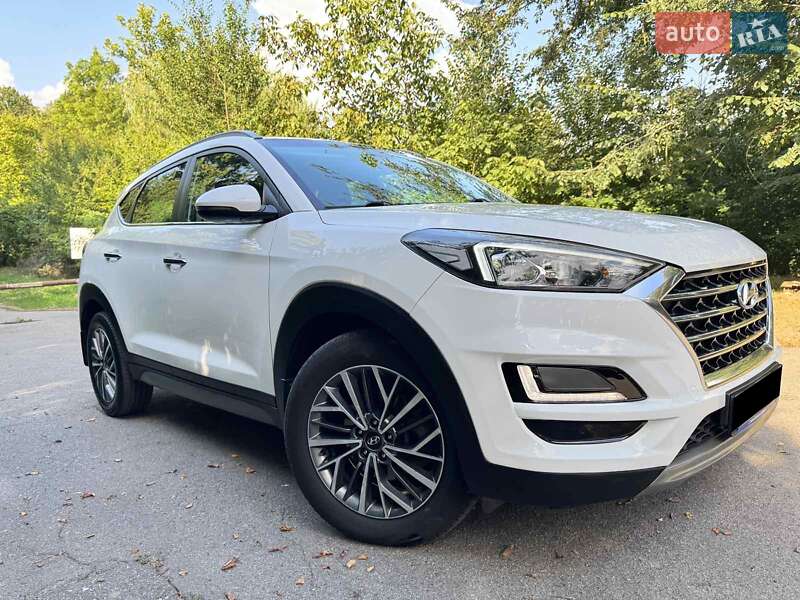 Внедорожник / Кроссовер Hyundai Tucson 2019 в 
