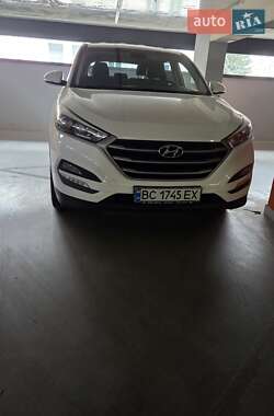 Позашляховик / Кросовер Hyundai Tucson 2017 в Львові