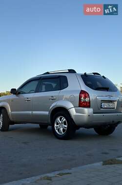 Внедорожник / Кроссовер Hyundai Tucson 2008 в  фото 6 Внедорожник / Кроссовер Hyundai Tucson 2008 в