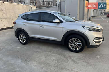 Внедорожник / Кроссовер Hyundai Tucson 2016 в Киеве