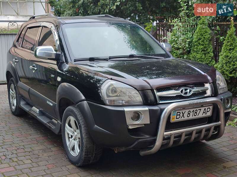 Внедорожник / Кроссовер Hyundai Tucson 2007 в 