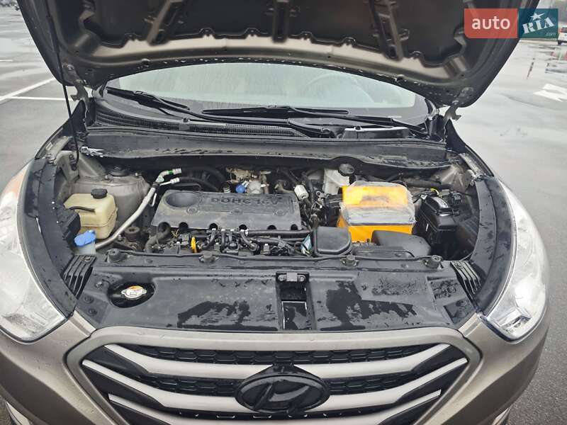 Внедорожник / Кроссовер Hyundai Tucson 2013 в Каменец-Подольском