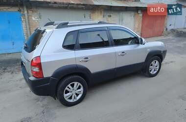 Внедорожник / Кроссовер Hyundai Tucson 2011 в Сумах