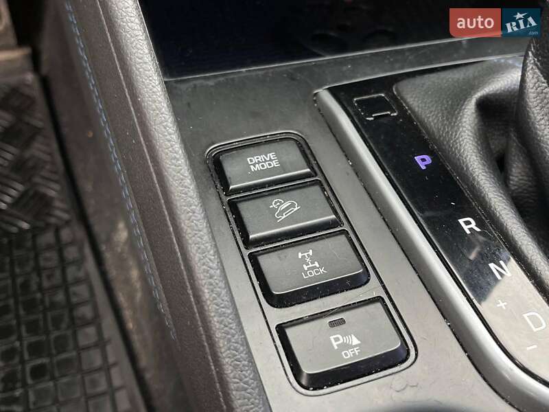 Позашляховик / Кросовер Hyundai Tucson 2016 в Львові