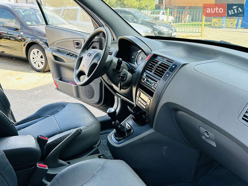 Позашляховик / Кросовер Hyundai Tucson 2006 в Харкові