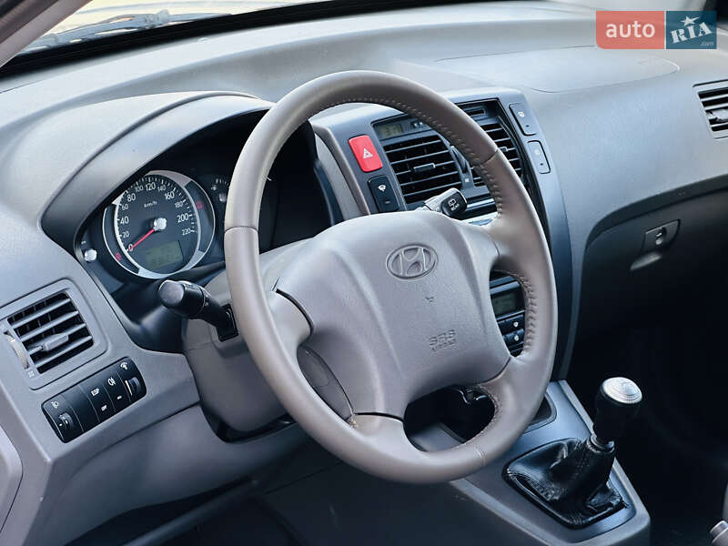 Позашляховик / Кросовер Hyundai Tucson 2006 в Харкові