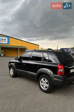 Внедорожник / Кроссовер Hyundai Tucson 2007 в 