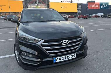 Внедорожник / Кроссовер Hyundai Tucson 2016 в Киеве