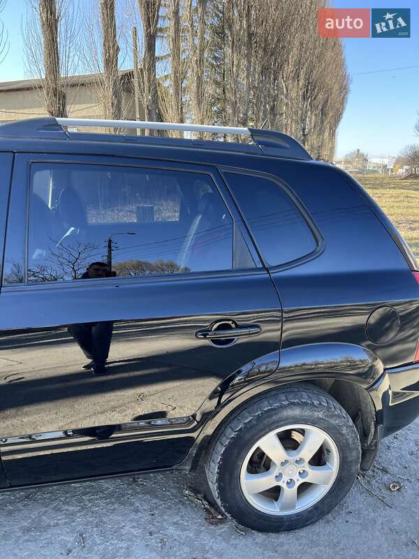 Позашляховик / Кросовер Hyundai Tucson 2007 в Чернівцях