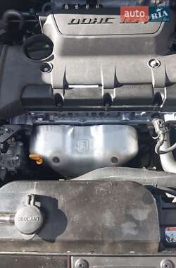 Внедорожник / Кроссовер Hyundai Tucson 2009 в 