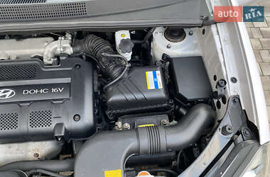 Позашляховик / Кросовер Hyundai Tucson 2008 в 