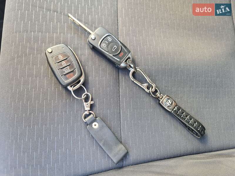 Внедорожник / Кроссовер Hyundai Tucson 2020 в Ужгороде