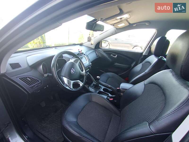 Внедорожник / Кроссовер Hyundai Tucson 2013 в Стрые