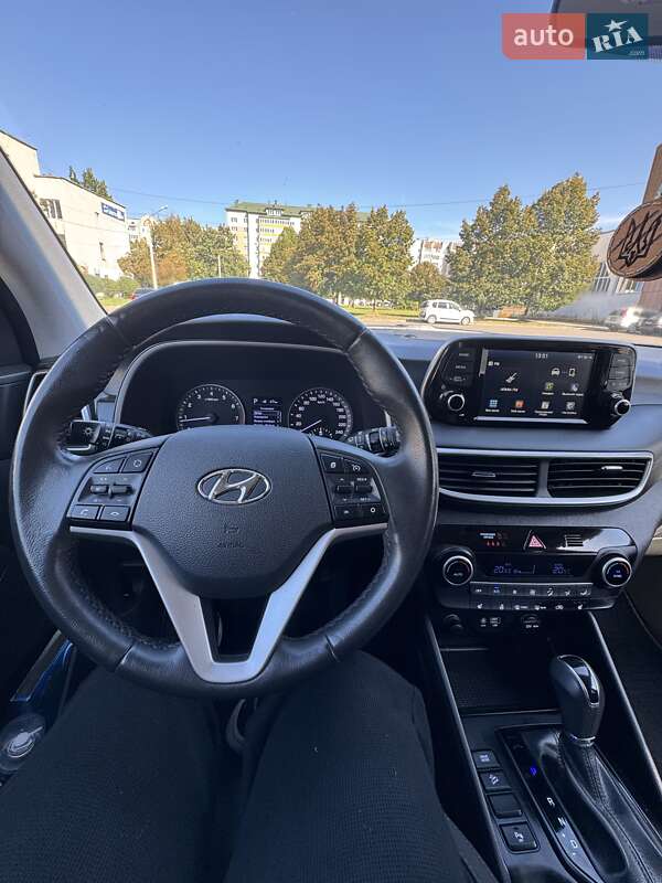 Внедорожник / Кроссовер Hyundai Tucson 2020 в Новояворовске