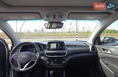 Позашляховик / Кросовер Hyundai Tucson 2019 в 