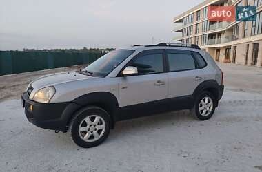 Позашляховик / Кросовер Hyundai Tucson 2005 в Золотоноші