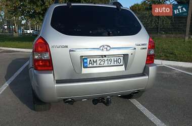Внедорожник / Кроссовер Hyundai Tucson 2006 в 