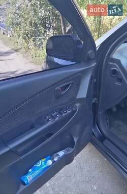 Внедорожник / Кроссовер Hyundai Tucson 2008 в 