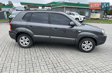 Позашляховик / Кросовер Hyundai Tucson 2008 в 