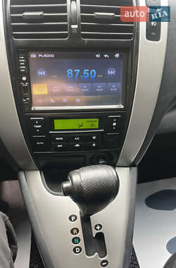 Позашляховик / Кросовер Hyundai Tucson 2008 в 