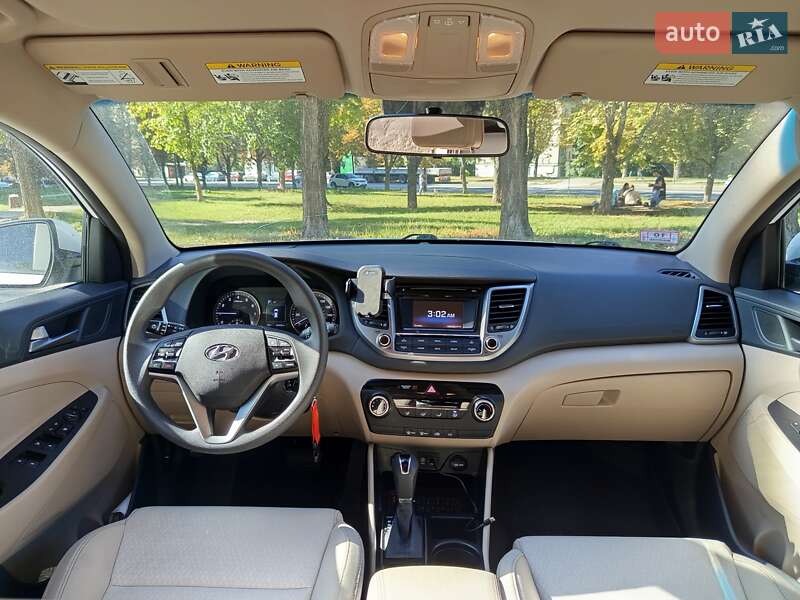 Позашляховик / Кросовер Hyundai Tucson 2017 в Києві фото 12 Позашляховик / Кросовер Hyundai Tucson 2017 в Києві