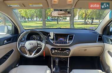 Внедорожник / Кроссовер Hyundai Tucson 2017 в 