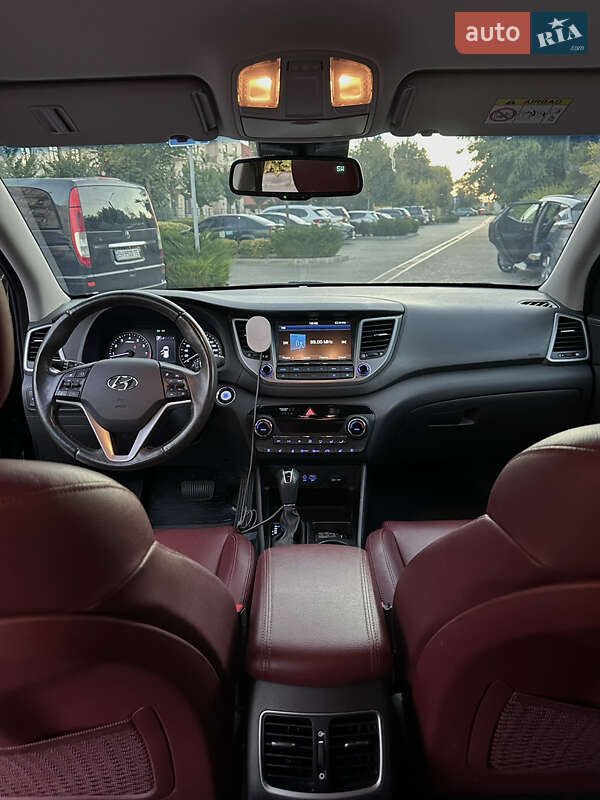 Внедорожник / Кроссовер Hyundai Tucson 2017 в Одессе фото 24 Внедорожник / Кроссовер Hyundai Tucson 2017 в Одессе