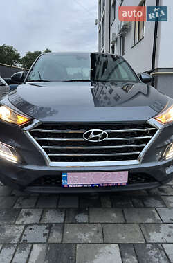 Внедорожник / Кроссовер Hyundai Tucson 2019 в Остроге
