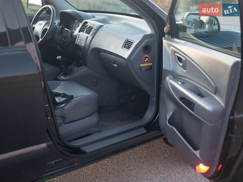Позашляховик / Кросовер Hyundai Tucson 2006 в Хоролі фото 15 Позашляховик / Кросовер Hyundai Tucson 2006 в Хоролі
