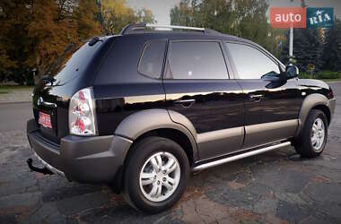 Позашляховик / Кросовер Hyundai Tucson 2007 в  фото 24 Позашляховик / Кросовер Hyundai Tucson 2007 в