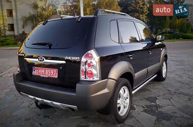 Позашляховик / Кросовер Hyundai Tucson 2007 в  фото 77 Позашляховик / Кросовер Hyundai Tucson 2007 в