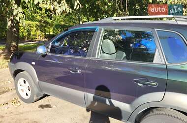 Внедорожник / Кроссовер Hyundai Tucson 2008 в 