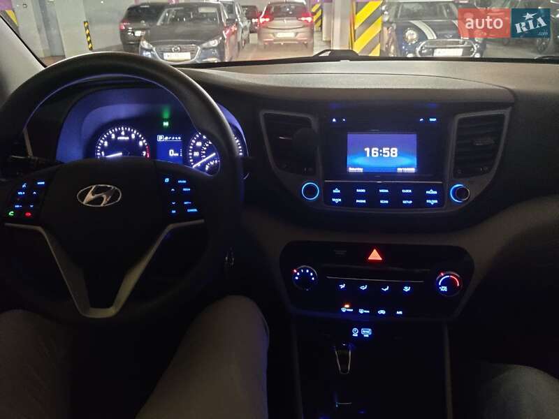 Позашляховик / Кросовер Hyundai Tucson 2018 в Києві