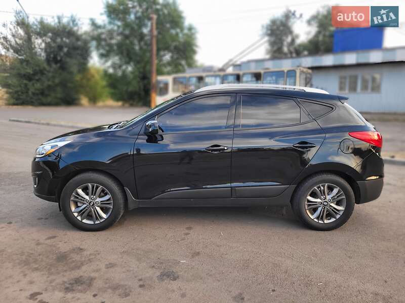 Позашляховик / Кросовер Hyundai Tucson 2014 в Кривому Розі