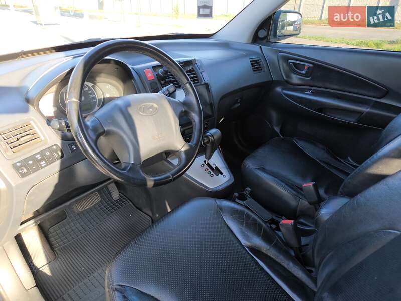 Позашляховик / Кросовер Hyundai Tucson 2008 в Первомайську фото 12 Позашляховик / Кросовер Hyundai Tucson 2008 в Первомайську
