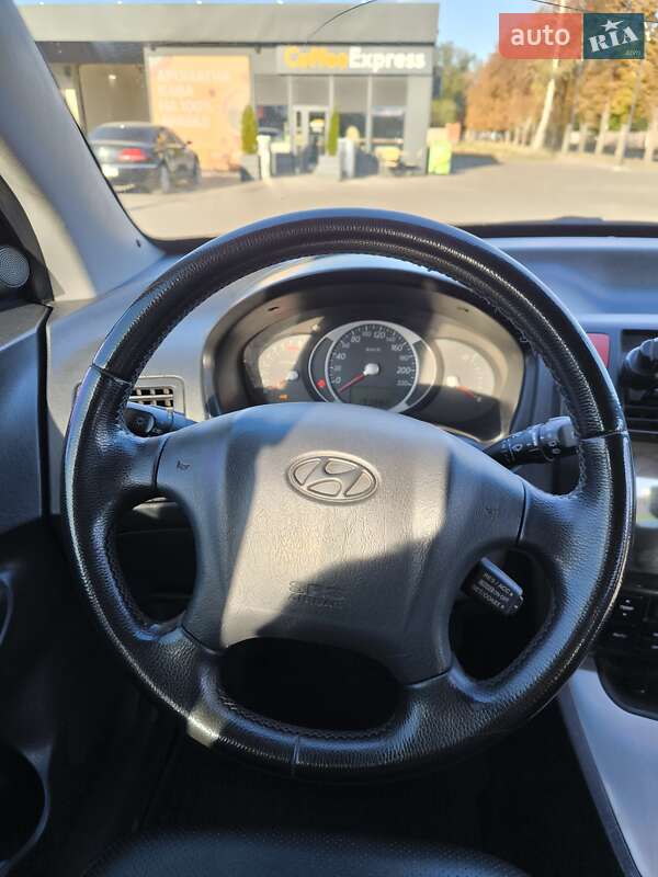 Позашляховик / Кросовер Hyundai Tucson 2008 в Первомайську фото 13 Позашляховик / Кросовер Hyundai Tucson 2008 в Первомайську