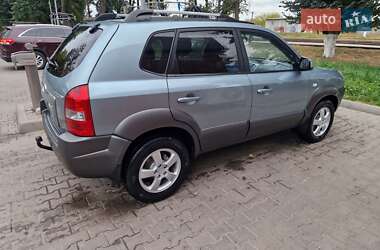 Позашляховик / Кросовер Hyundai Tucson 2008 в Шостці