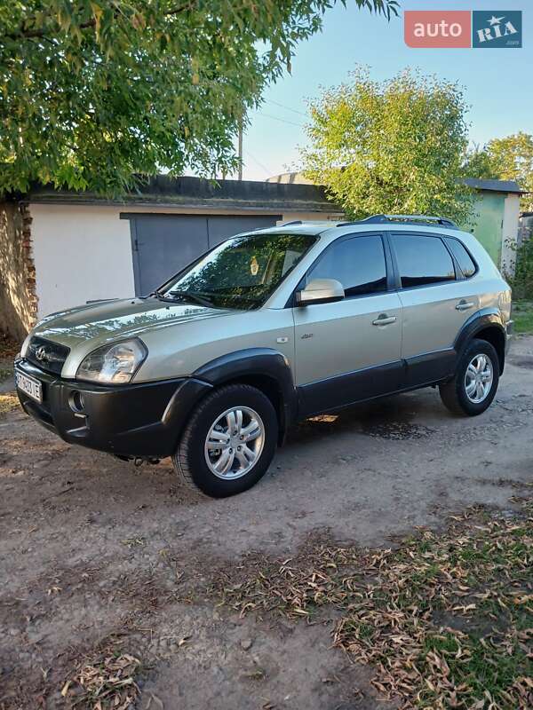 Позашляховик / Кросовер Hyundai Tucson 2007 в Івано-Франківську