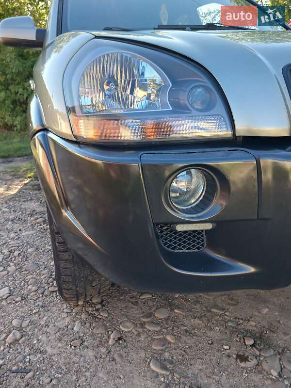 Позашляховик / Кросовер Hyundai Tucson 2007 в Івано-Франківську