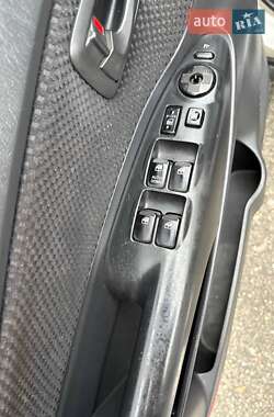 Внедорожник / Кроссовер Hyundai Tucson 2008 в 