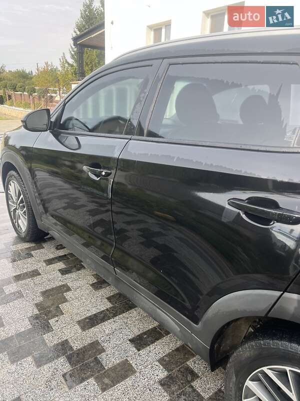 Внедорожник / Кроссовер Hyundai Tucson 2018 в Харькове фото 12 Внедорожник / Кроссовер Hyundai Tucson 2018 в Харькове