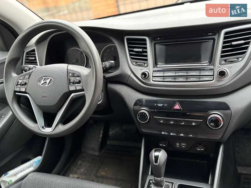 Внедорожник / Кроссовер Hyundai Tucson 2015 в Киеве