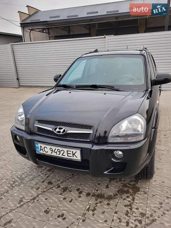 Позашляховик / Кросовер Hyundai Tucson 2009 в Володимирі