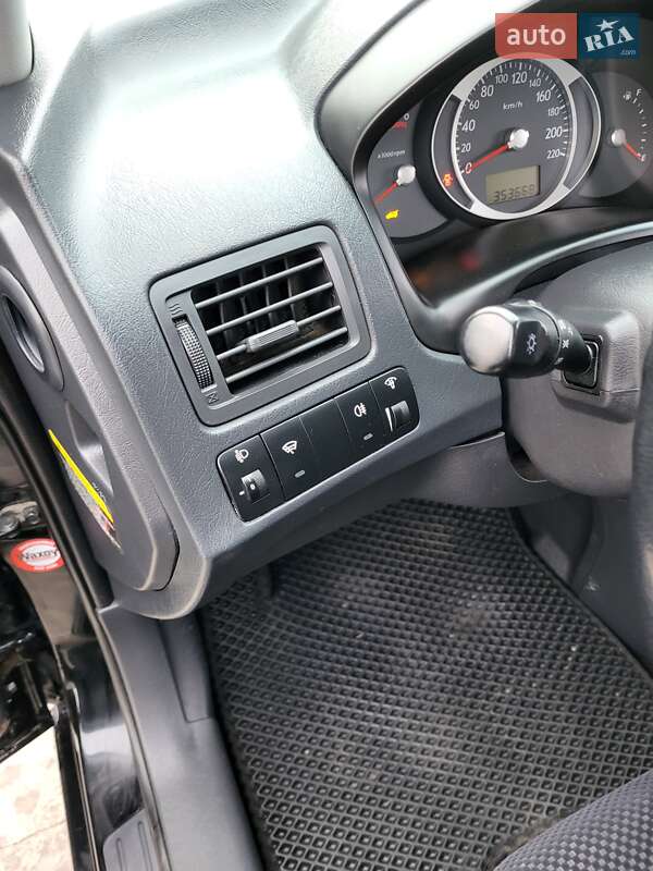 Позашляховик / Кросовер Hyundai Tucson 2009 в Володимирі